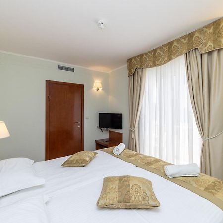 Hotel Bella Vista 드레베니크 외부 사진