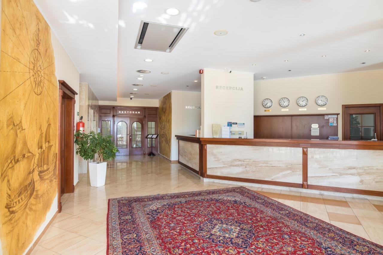 Hotel Bella Vista 드레베니크 외부 사진