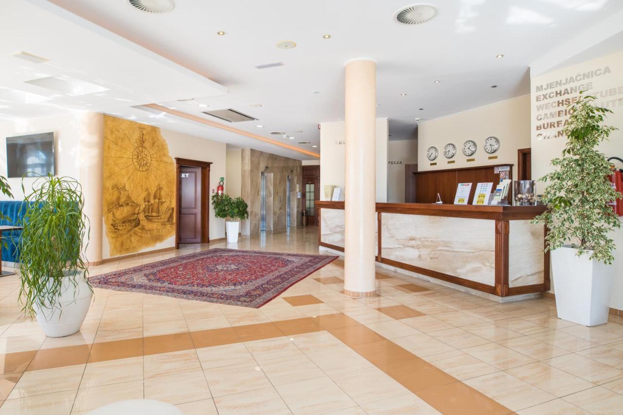 Hotel Bella Vista 드레베니크 외부 사진