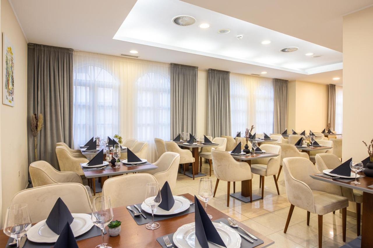 Hotel Bella Vista 드레베니크 외부 사진