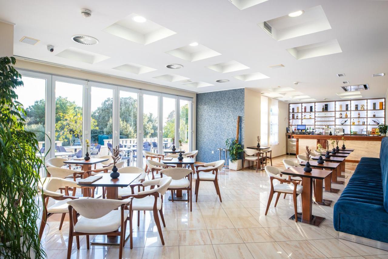 Hotel Bella Vista 드레베니크 외부 사진