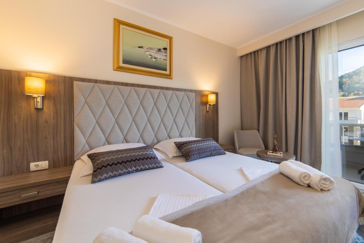 Hotel Bella Vista 드레베니크 외부 사진