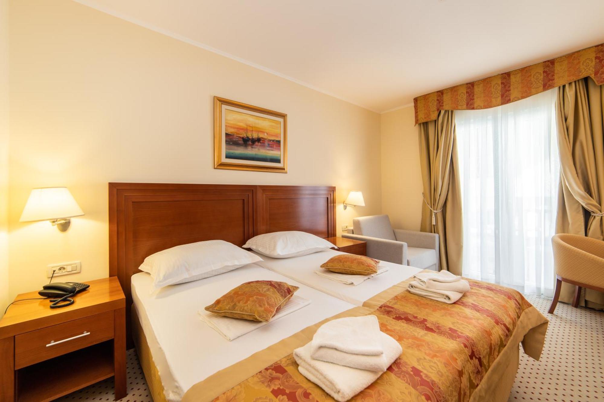 Hotel Bella Vista 드레베니크 외부 사진