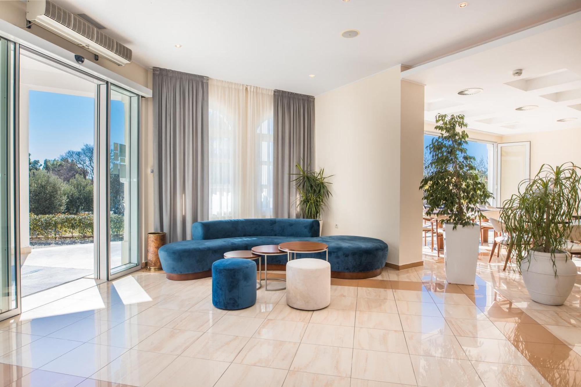 Hotel Bella Vista 드레베니크 외부 사진